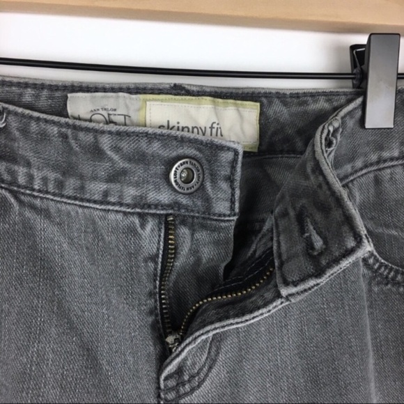 LOFT Jeans Skinny Fit Distressed Grey Charcoal Wash 100% Cotton Denim Size 8 - Picture 3 of 7